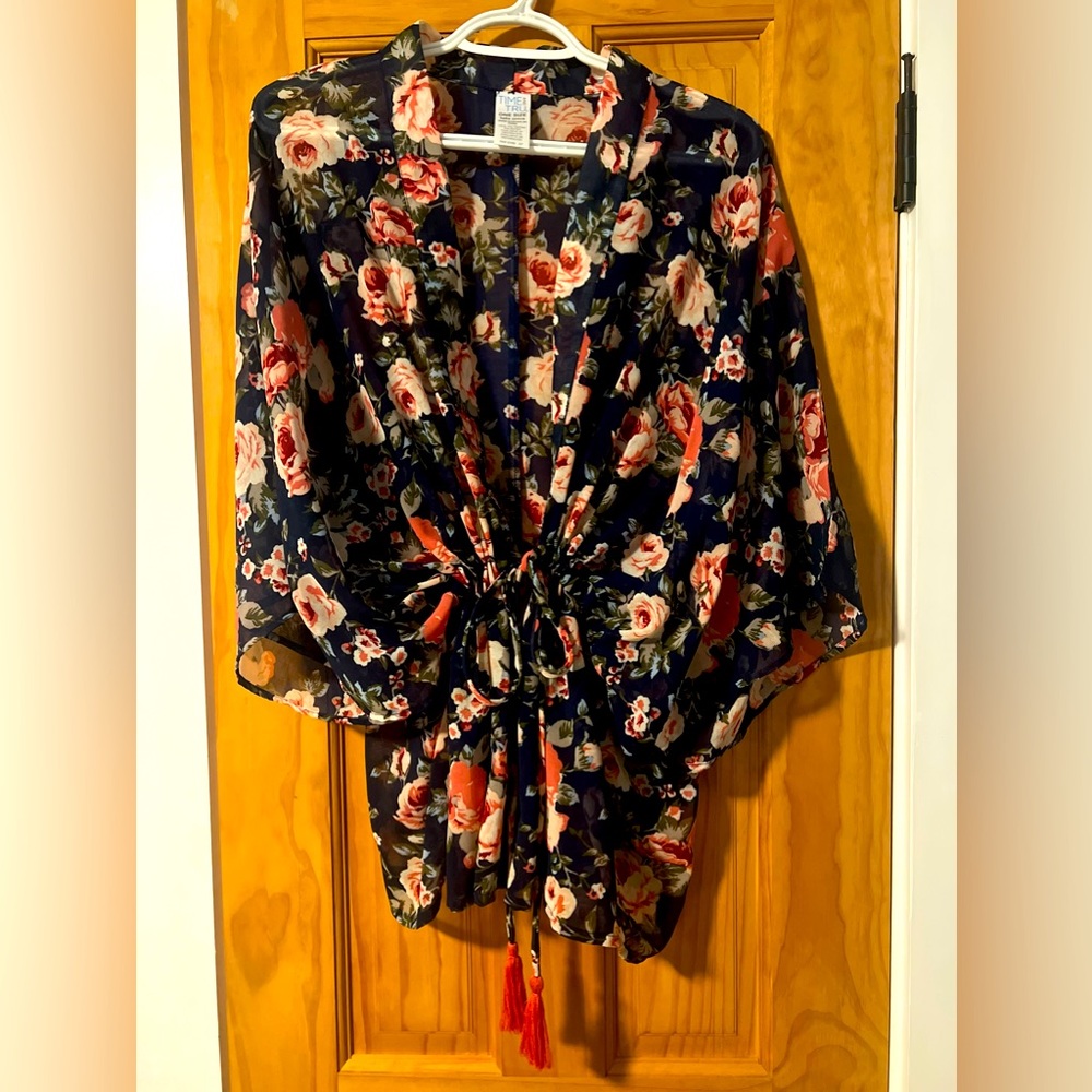 floral women’s tassel tie kimono, camisole